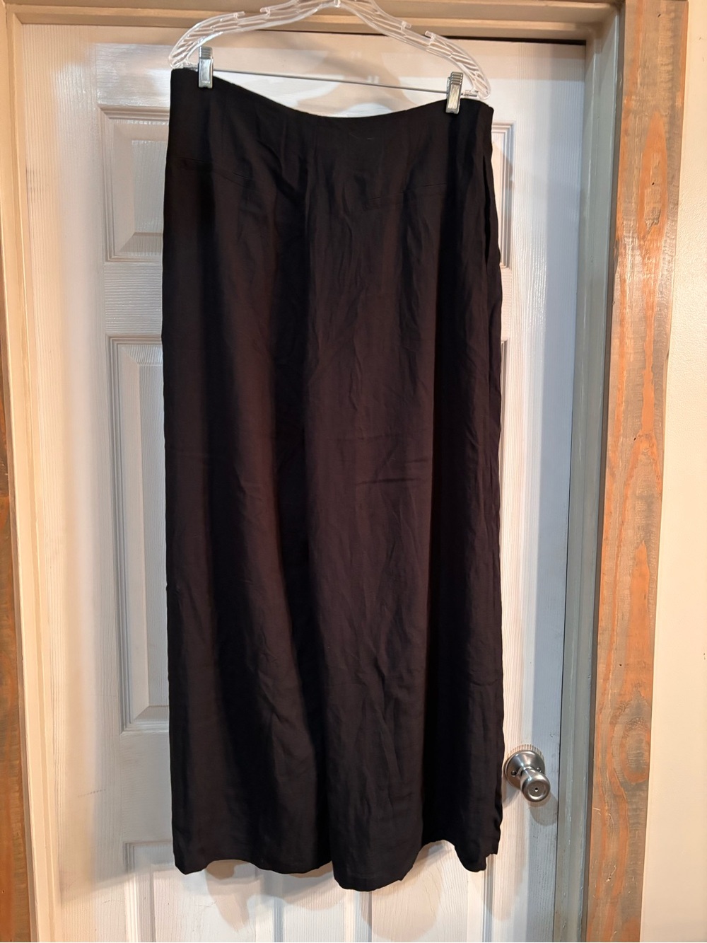 HALARA Black Stretch Pants - Picture 3 of 6